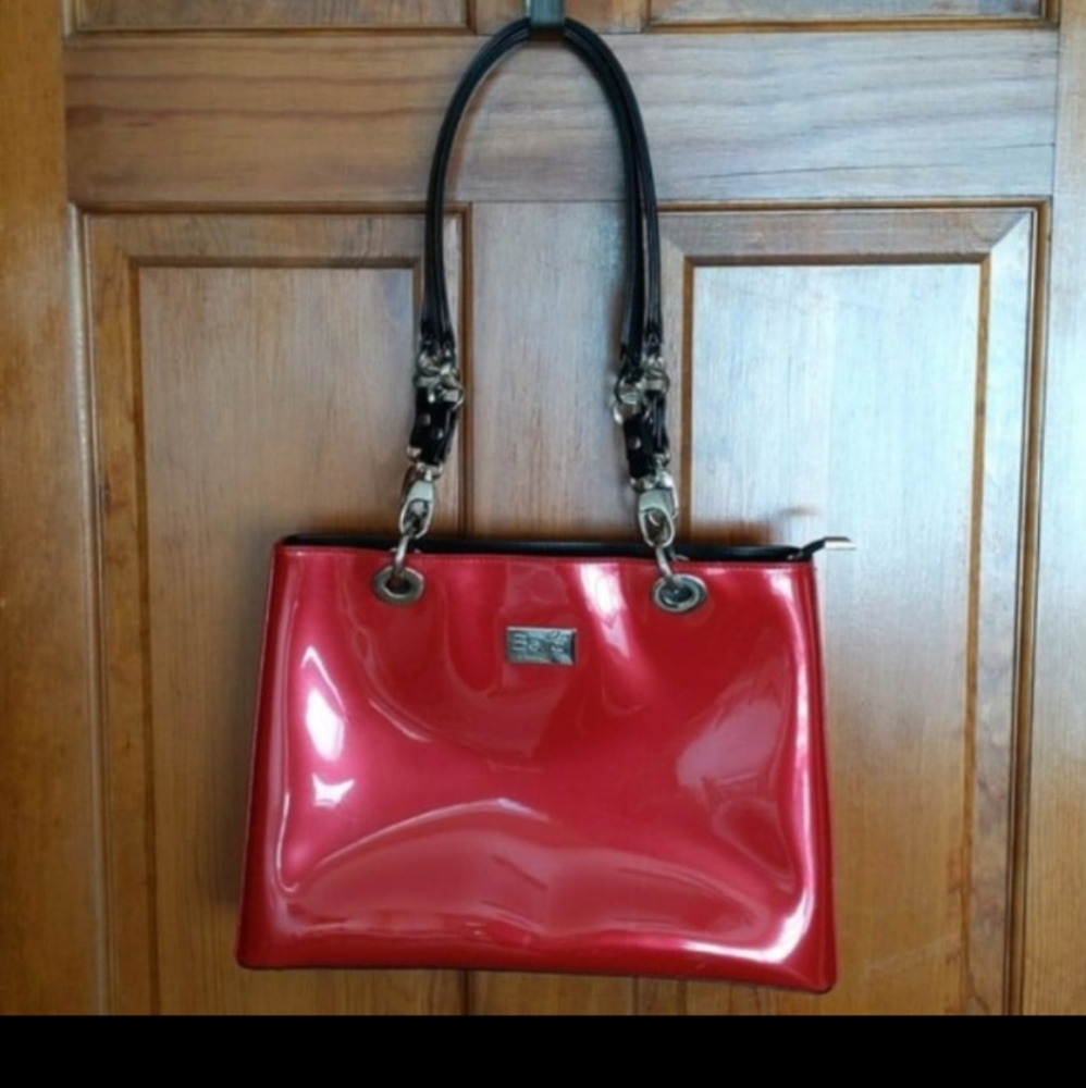 Beijo Patent Leather Purse
